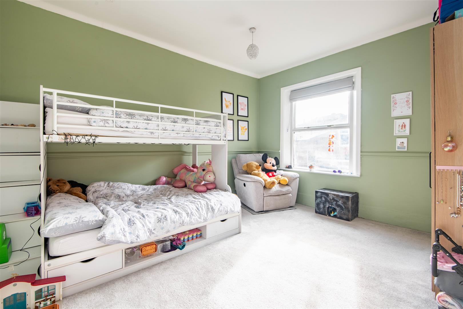 3 bed property in Queens Road, Chorley